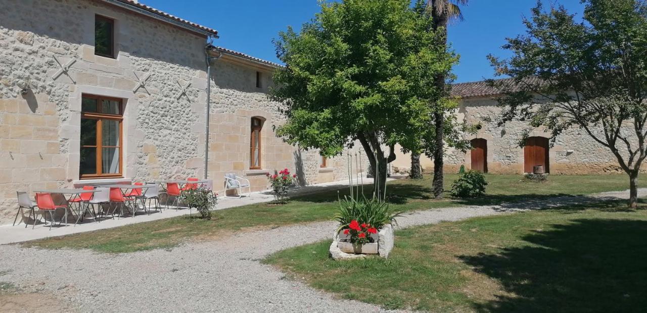 Domaine De Gaia, Piscine, Petanque, Ping Pong, Proche Saint-Emilion Bed & Breakfast Guillac  Exterior photo