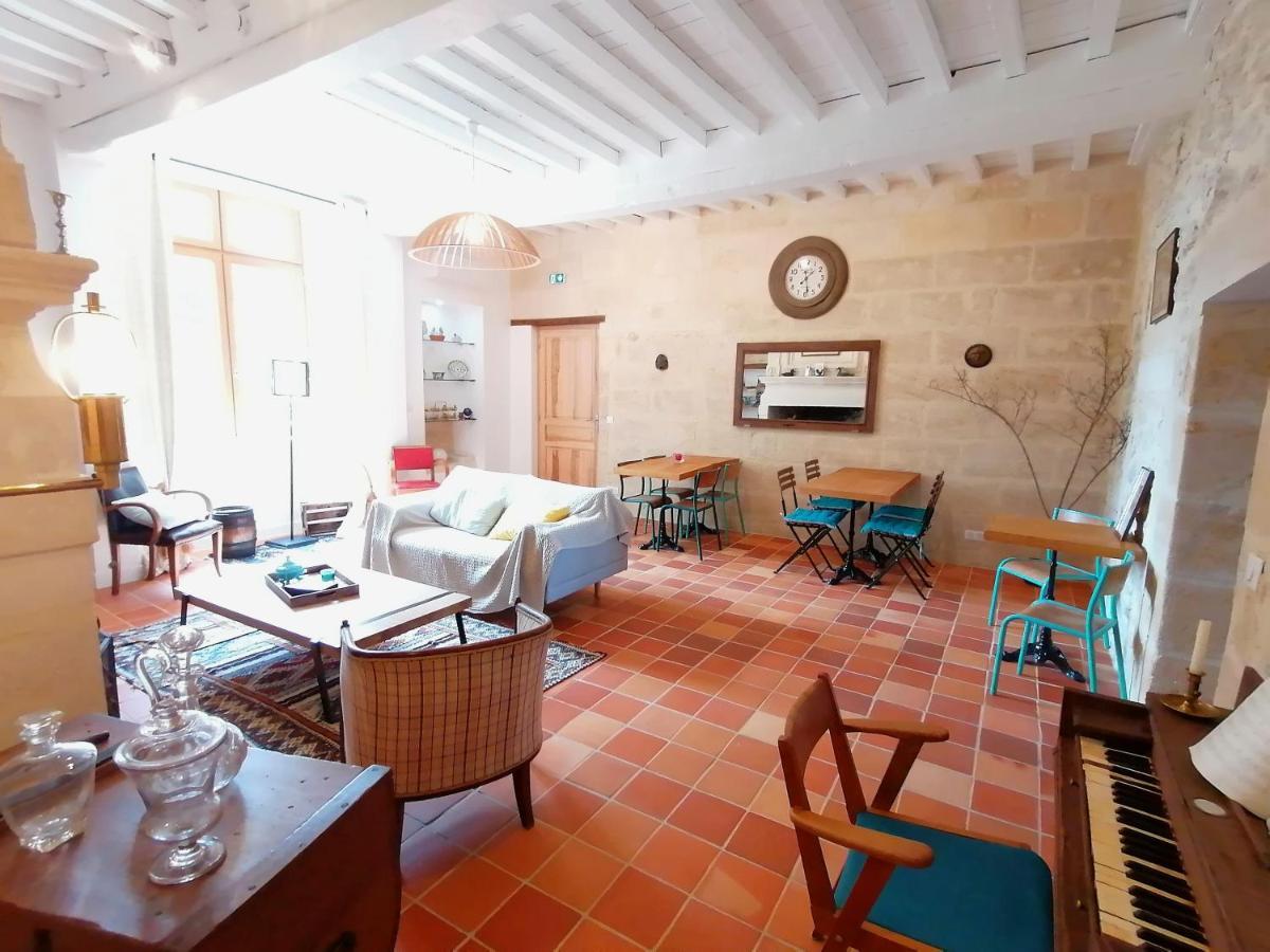 Domaine De Gaia, Piscine, Petanque, Ping Pong, Proche Saint-Emilion Bed & Breakfast Guillac  Exterior photo
